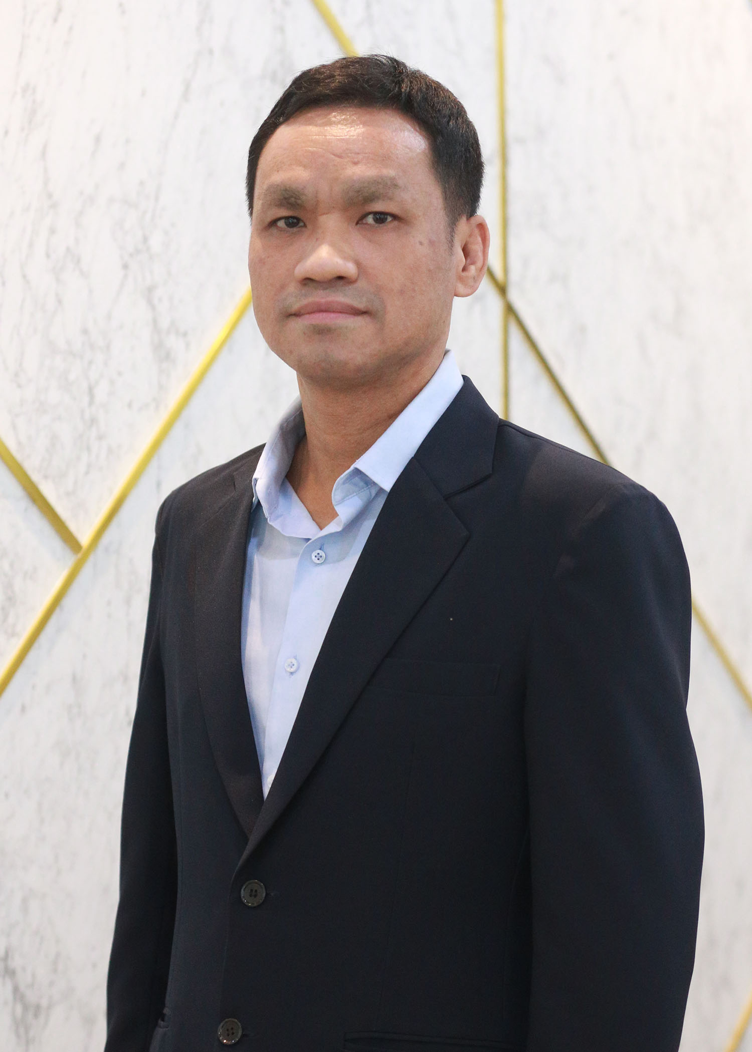 นายศุพลพงษ์ บัวหล้า